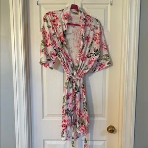 Show Me Your MuMu Floral Robe - Pink and White